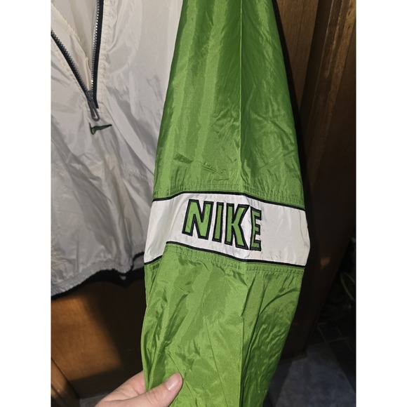 Nike 1/2 Zip Windbreaker Jacket Men XL Pullover Spellout Swoosh Logo Green White - Picture 2 of 7